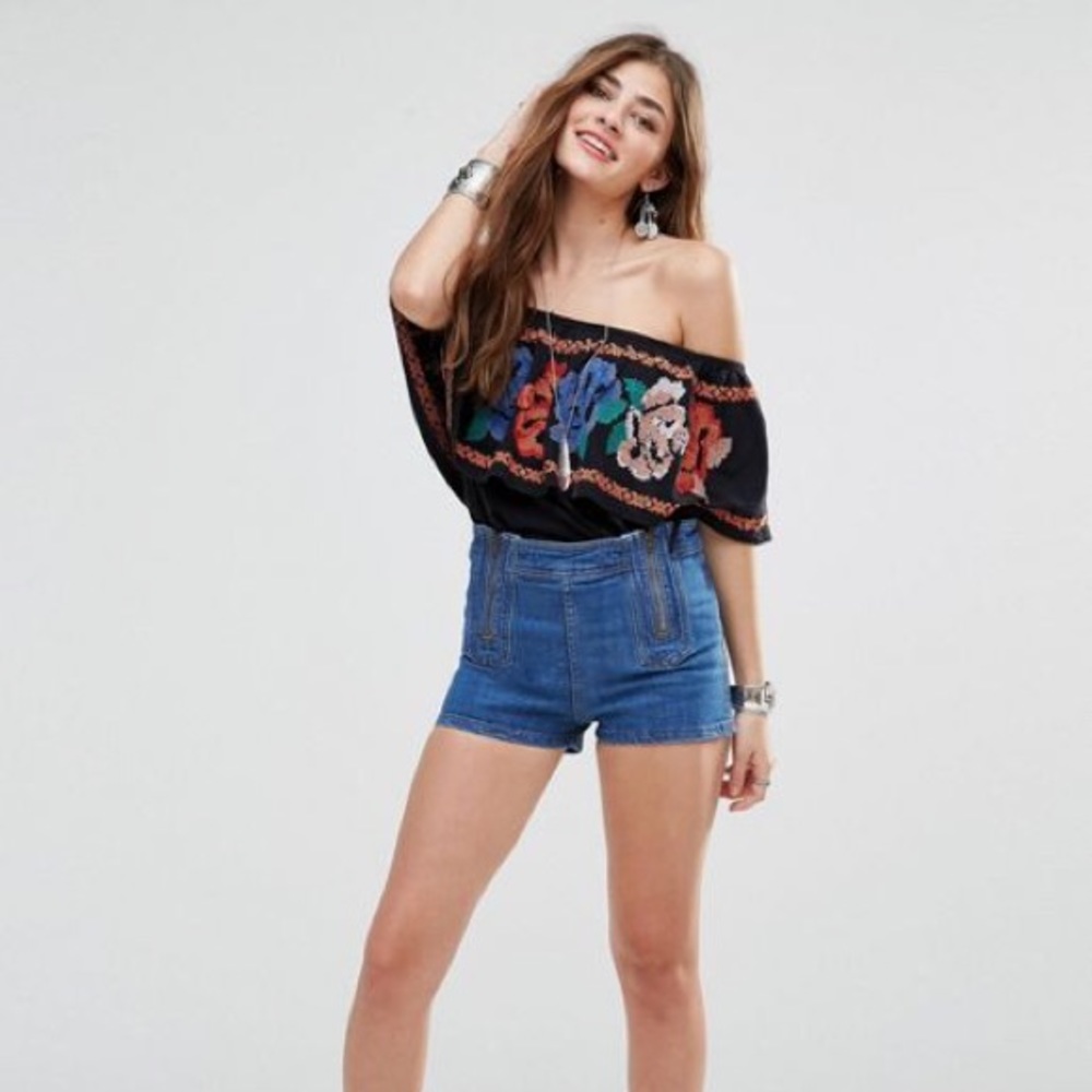 Free People Be Mine Zipper Short - Picture 1 of 8